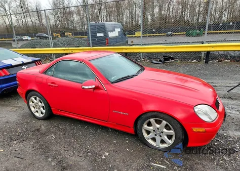 2004 Mercedes-Benz Slk 230 Kompressor z USA, uszkodzony, nr VIN WDBKK49F54F305447